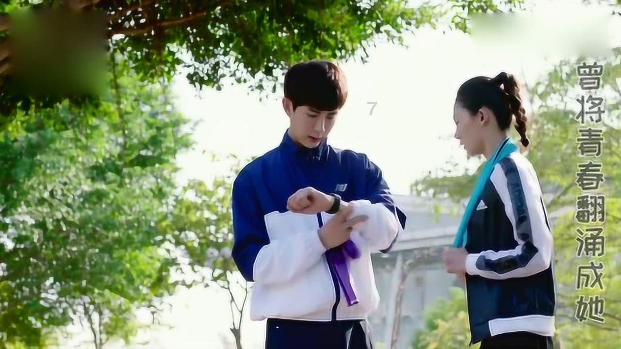 铁笼中的小鹿逃脱